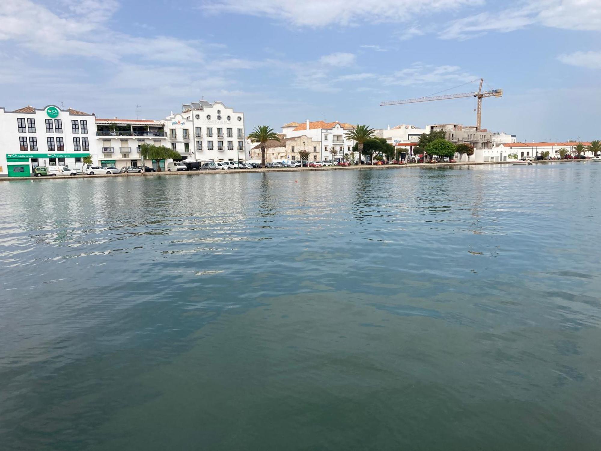 Beautiful 3-bed House In In The Center Vakantiehuis Tavira